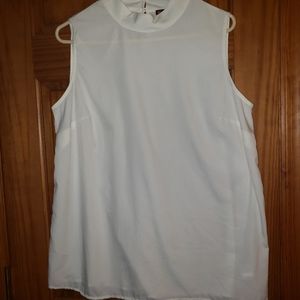 NWOT Jessica London Sleeveless Mock Turtleneck